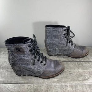 Sorel LL5316 PDX Lace Lea Women’s Joan Of Arctic Wedge Gray Leather Boots Sz 10